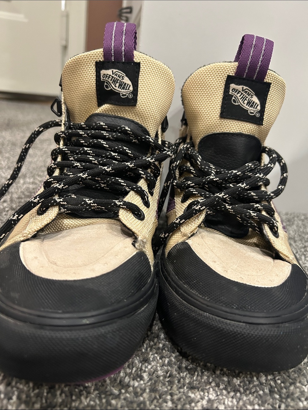 VANS Sk8-Hi Waterproof Insulated Shoe
Multi-Terrain, Waterproof.